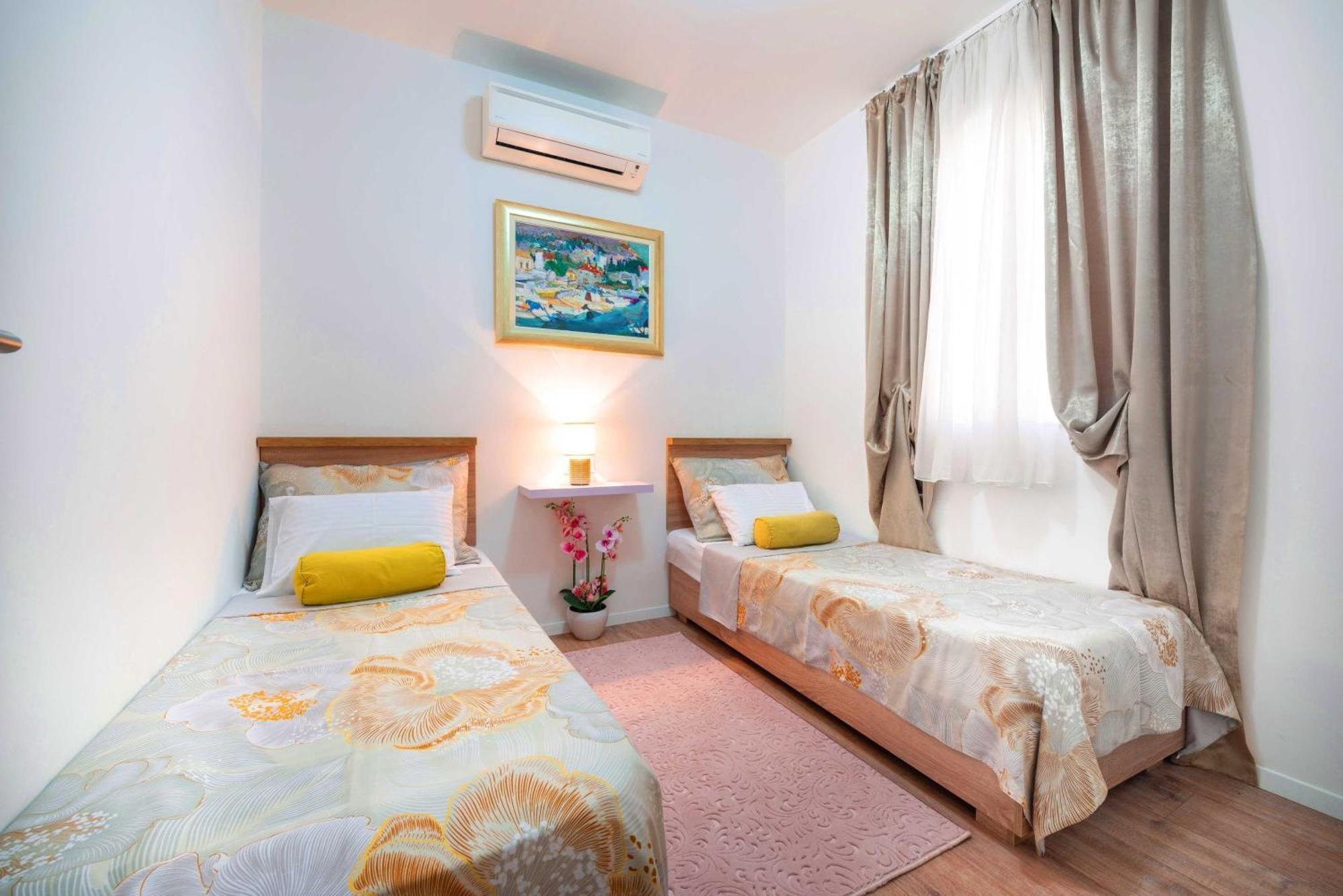 City Apartments Lani ドゥブロブニク エクステリア 写真